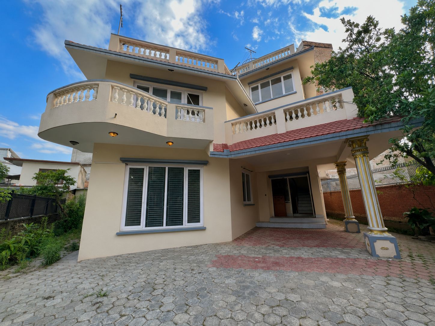 property-image